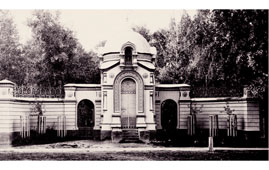 Барнаул. Часовня с входом в церковь с Пушкинской улицы