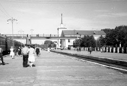 Брянск. Железнодорожная станция Орджоникидзеград, 1965 год