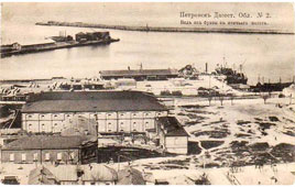 Махачкала. Вид на бухту и склады на пристани, 1900-1908 годы