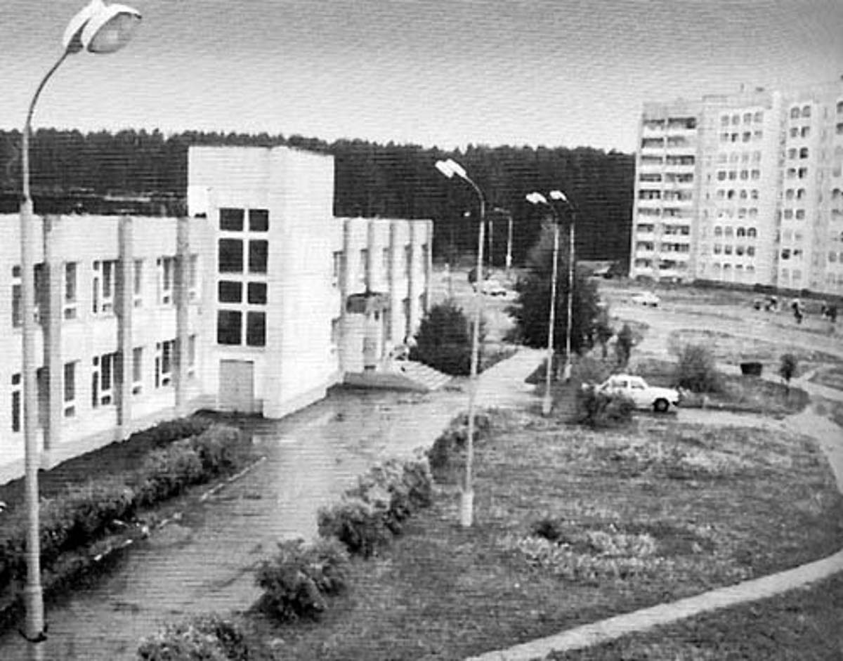 Нефтекамск. Здание машиностроительного техникума, 1984 год