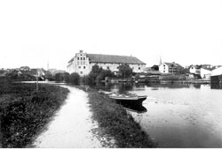 Полесск. Вид на реку Дейма и замок, 1925-1935 годы