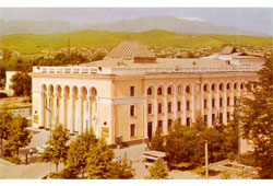 Душанбе. Таджикский театр драмы, 70-е годы