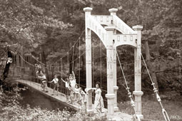 Владикавказ. Висячий мост, 1963