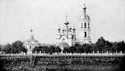 Кунгур. Мининская и Успенская церкви