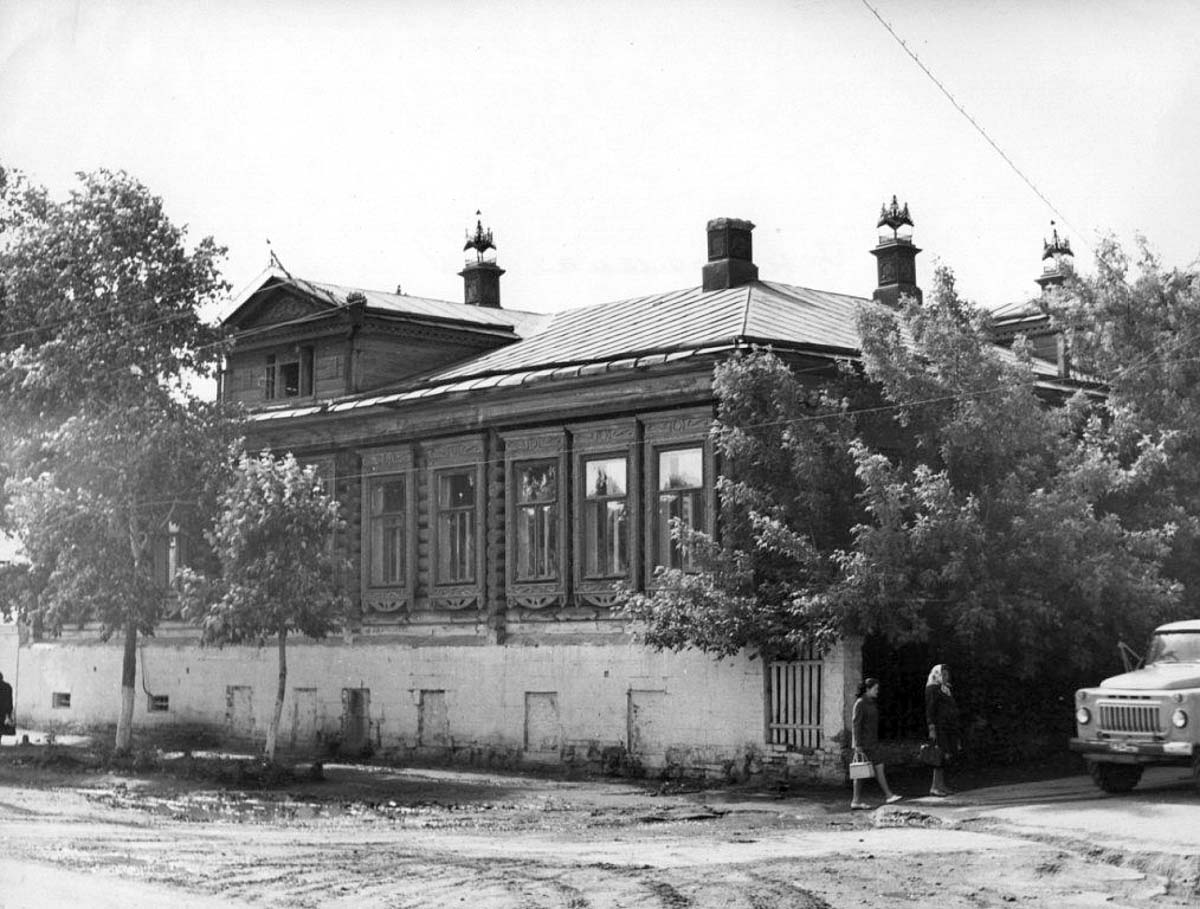 Набережные Челны. Старые Челны - первый родильный дом, до реконструкции, 1972 год