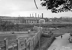 Петрозаводск. Слева - стадион, прямо - Онежский тракторный завод, 1941 год