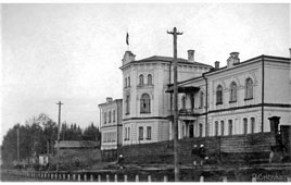 Сыктывкар. Педтехникум, до 1918 года - духовное училище