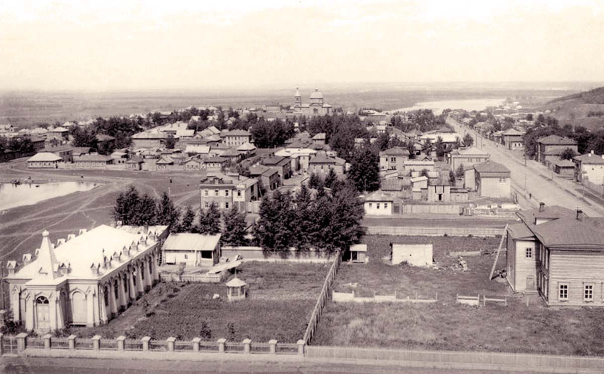 Уфа. Вид на северную слободу и Солдатское озеро, около 1915