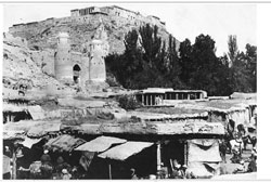 Гиссар. Базар и панорама крепости