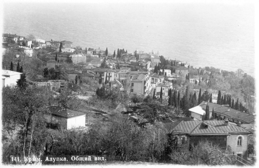 Alupka. Panorama of the city