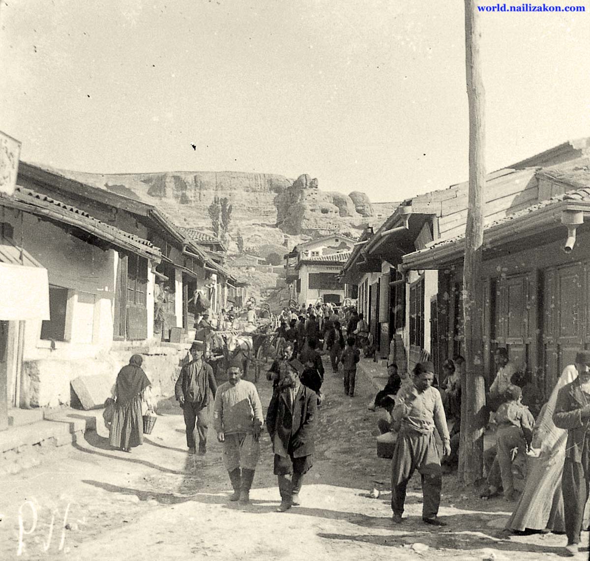 Bakhchysarai. The streets of the town