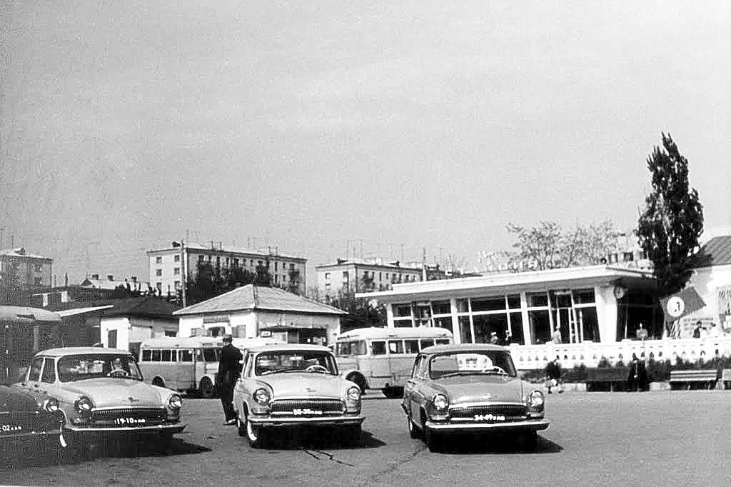 Balakleya. Central Bus Station, 1960s